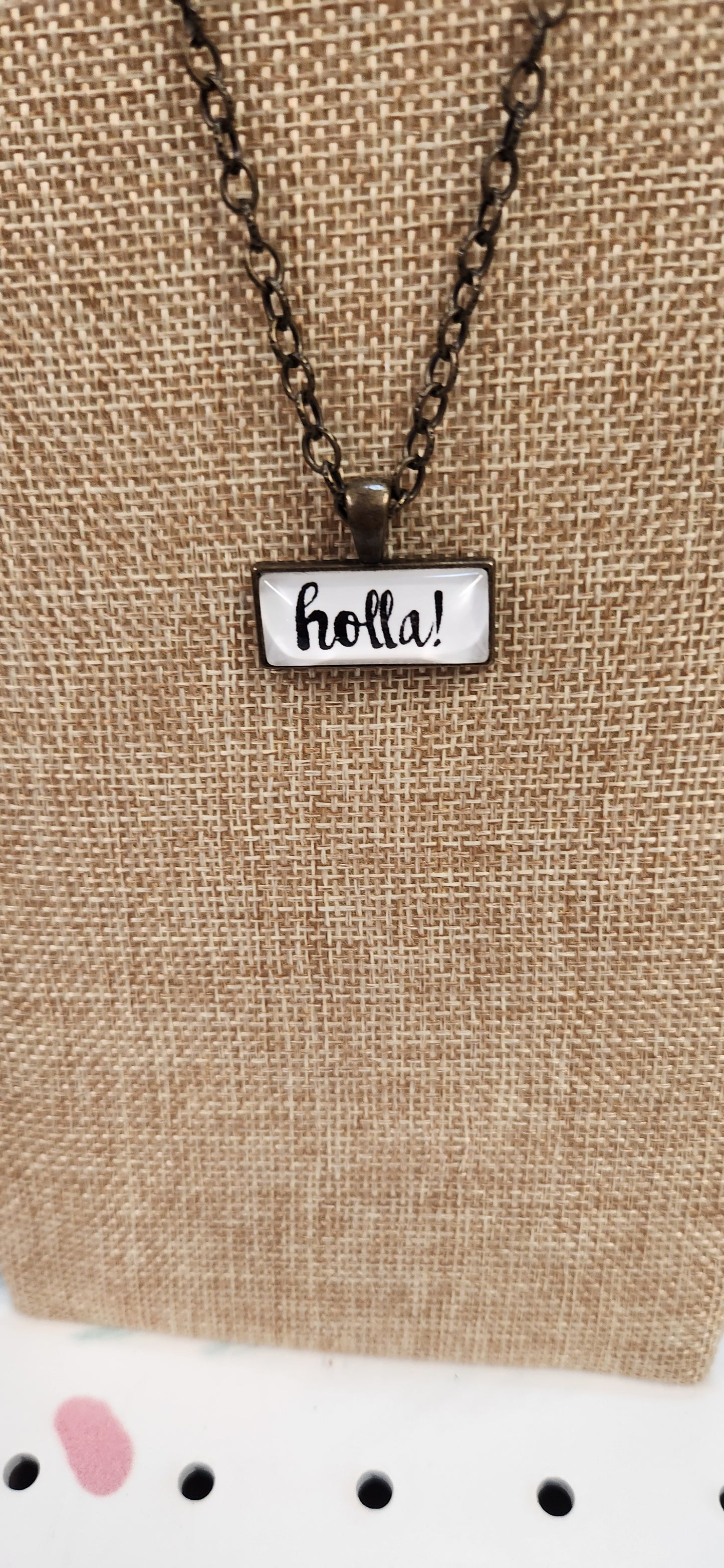 Holla Necklace